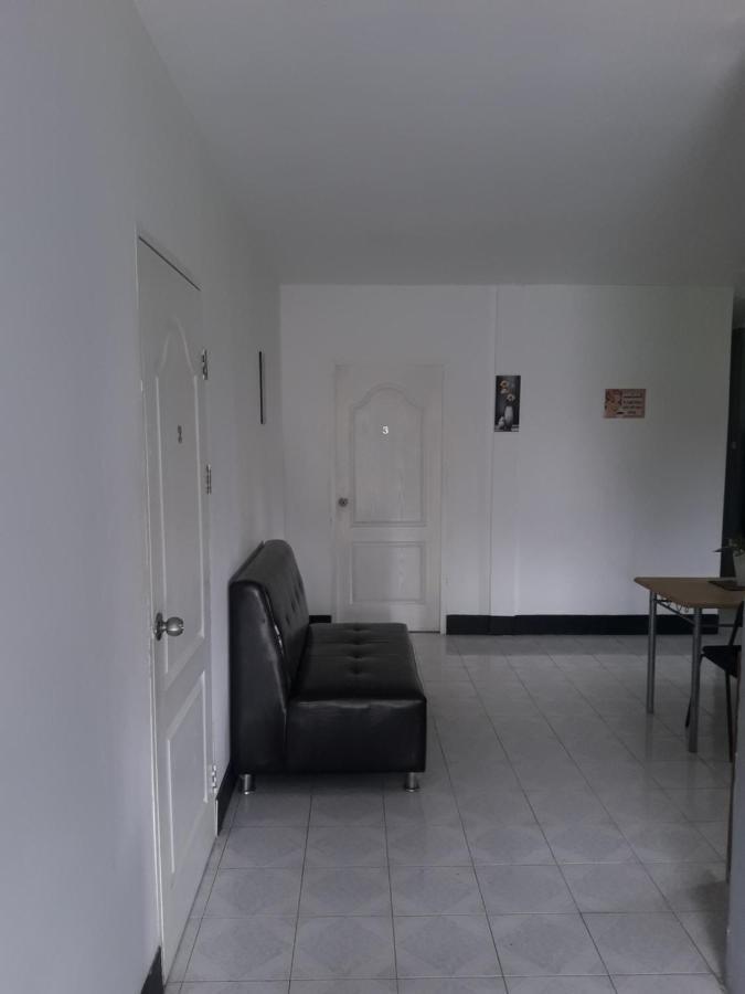 The Guest House - Apartment Phuket Exteriör bild