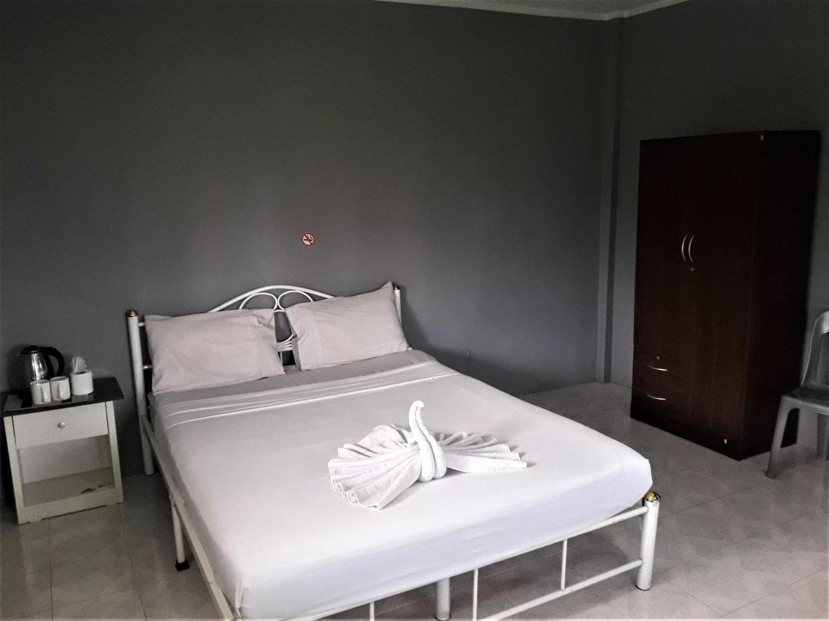 The Guest House - Apartment Phuket Exteriör bild